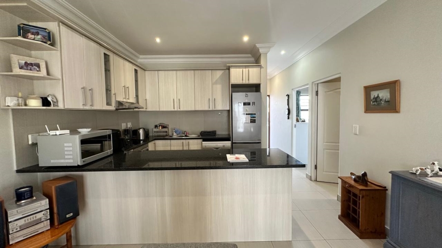 2 Bedroom Property for Sale in Parklands North Western Cape